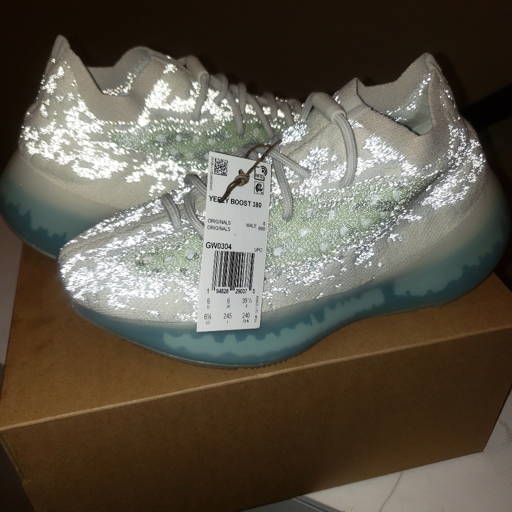 Yeezy Boost 380 - Picture 1 of 11